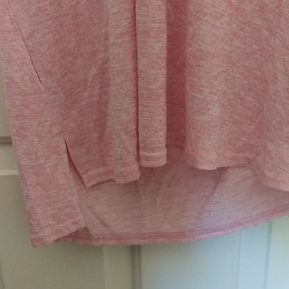 Pink top - Picture 10 of 15